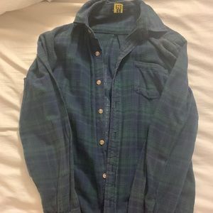 Brandy Melville Flannel in green blue plaid